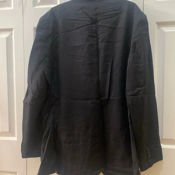 Louis Raphael Luxe Men’s Black Suit Jacket + Pants.Size: 42L.